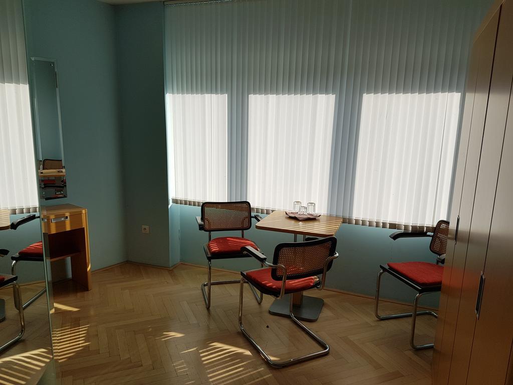 Penzion Branabeskyd Frýdlant nad Ostravicí Екстериор снимка