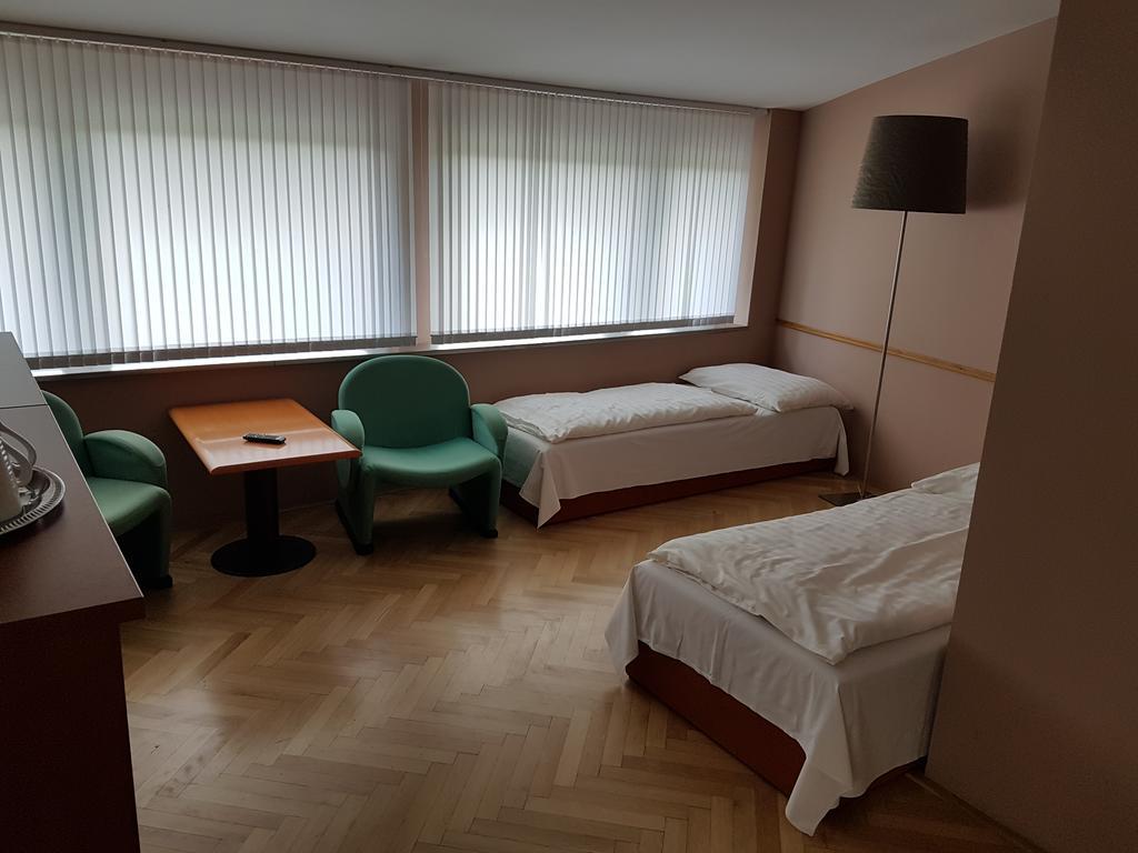 Penzion Branabeskyd Frýdlant nad Ostravicí Екстериор снимка