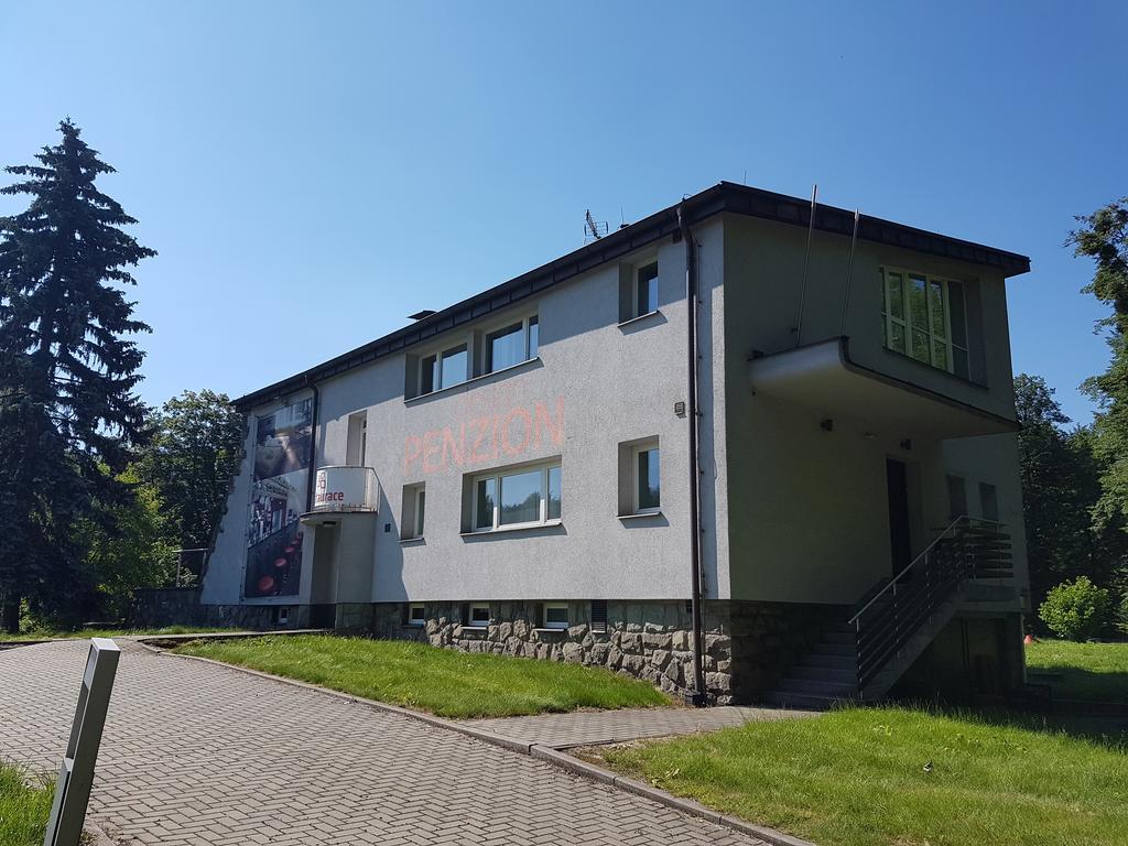 Penzion Branabeskyd Frýdlant nad Ostravicí Екстериор снимка