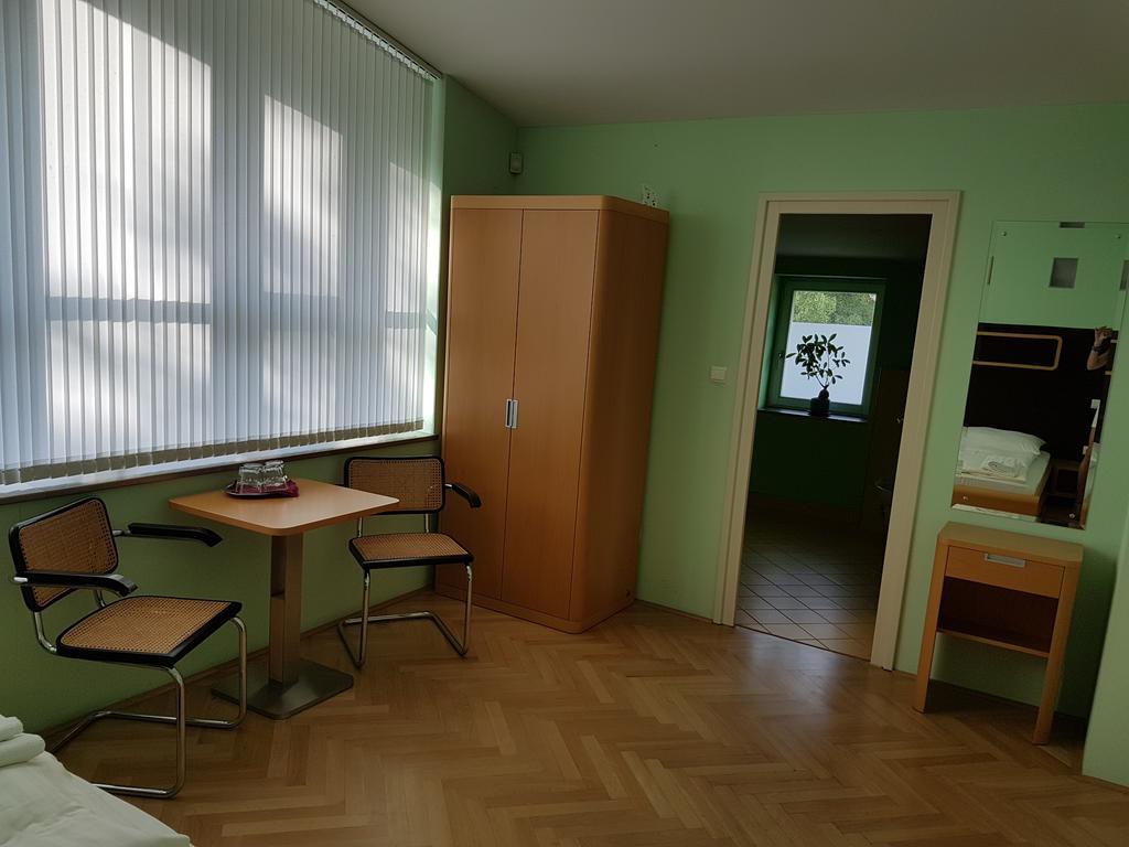 Penzion Branabeskyd Frýdlant nad Ostravicí Екстериор снимка